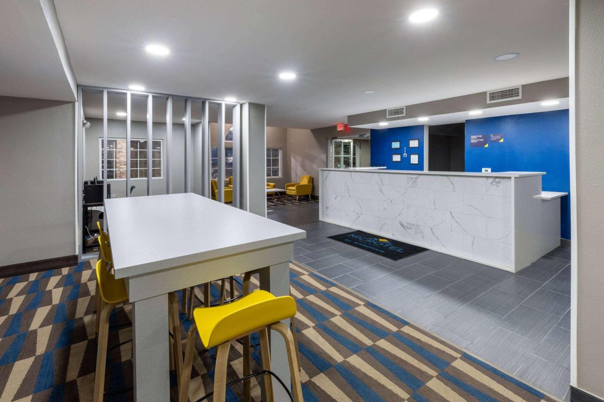 Microtel Inn & Suites By Wyndham Боссьєр-Сіті Екстер'єр фото