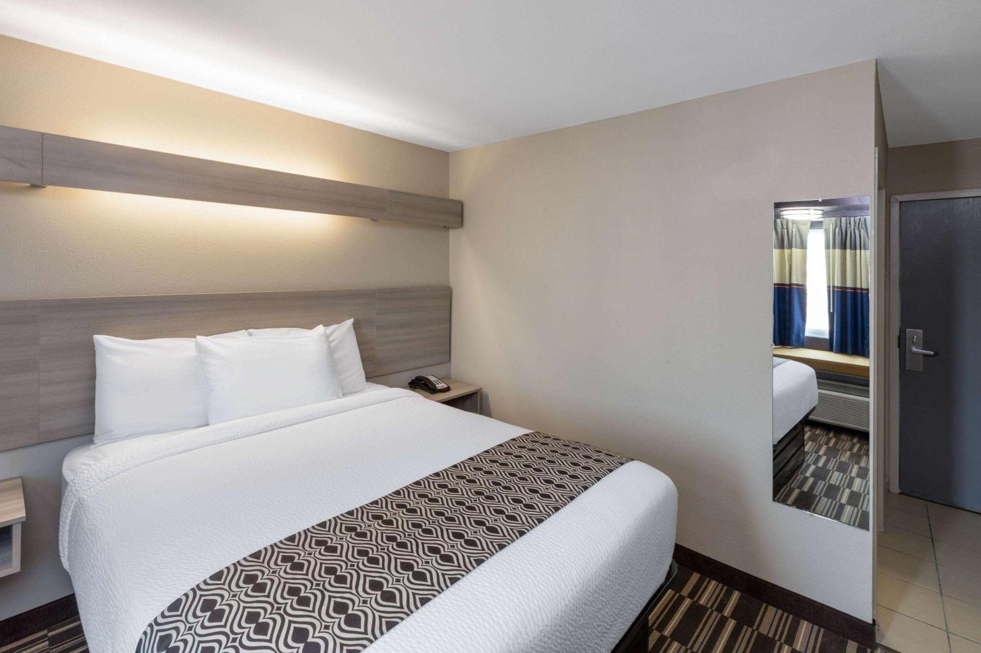 Microtel Inn & Suites By Wyndham Боссьєр-Сіті Екстер'єр фото